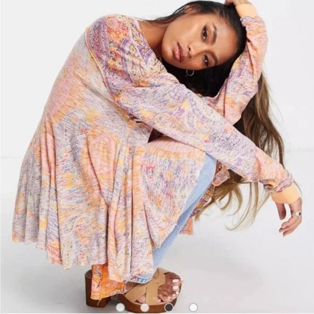 Free People Making Circles Long Sleeve T-Shirt Paisley Orange Oversized XS - Picture 3 of 9